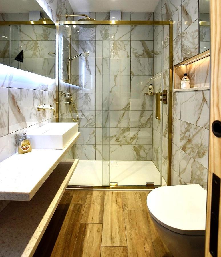 דירות לונדון Luxury Flat On Fulham/Chelsea Border מראה חיצוני תמונה